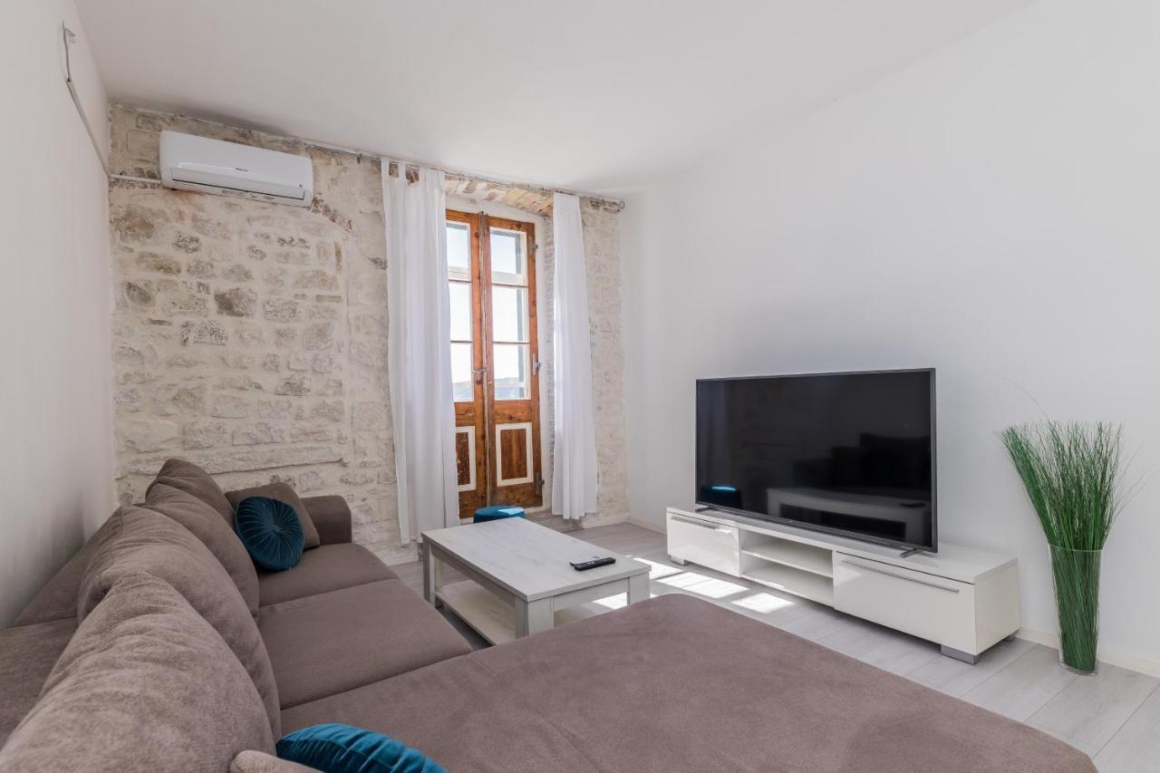 Seafront Apartments Karlo Kaštela Exteriér fotografie