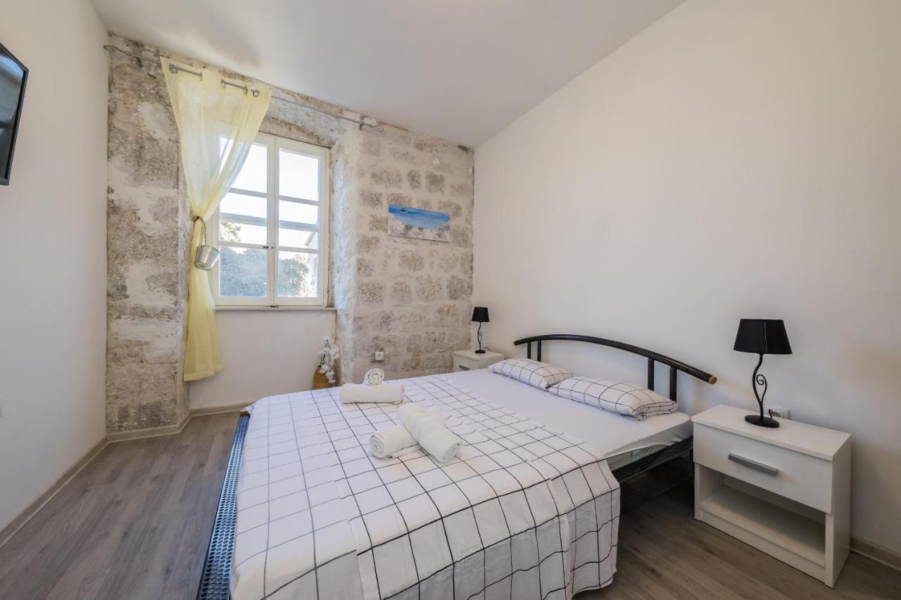 Seafront Apartments Karlo Kaštela Exteriér fotografie